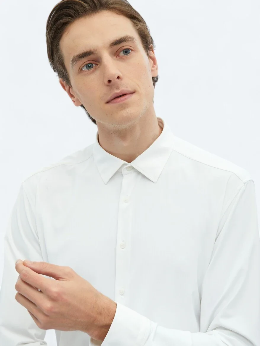 White Plain Regular Fit Knitting Casual Shirt 