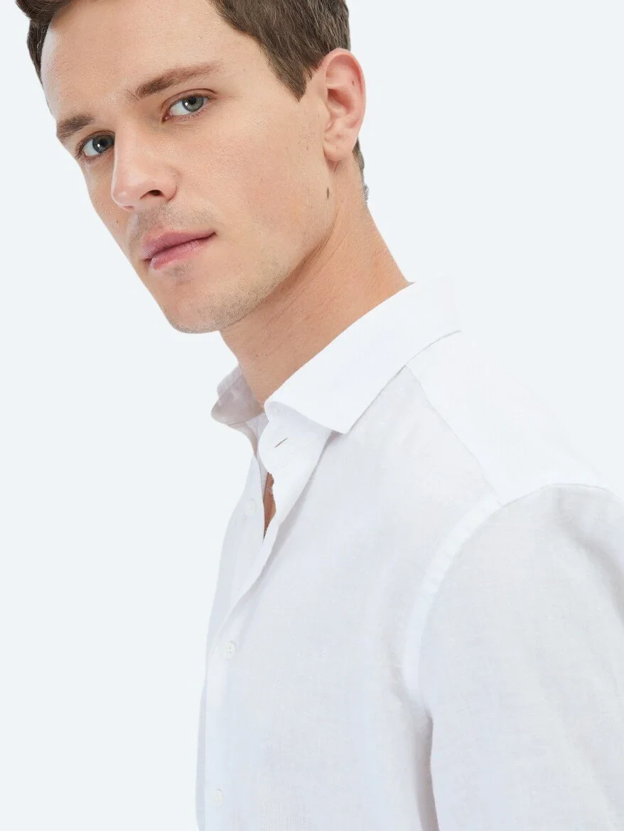 White Plain Regular Fit Weaving Casual Cotton Blended Shirt 