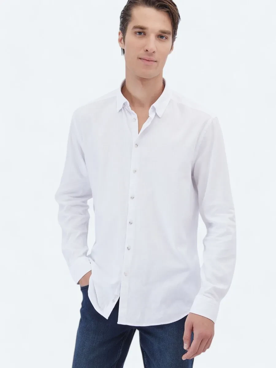 White Plain Regular Fit Weaving Casual Cotton Blended Shirt - 2