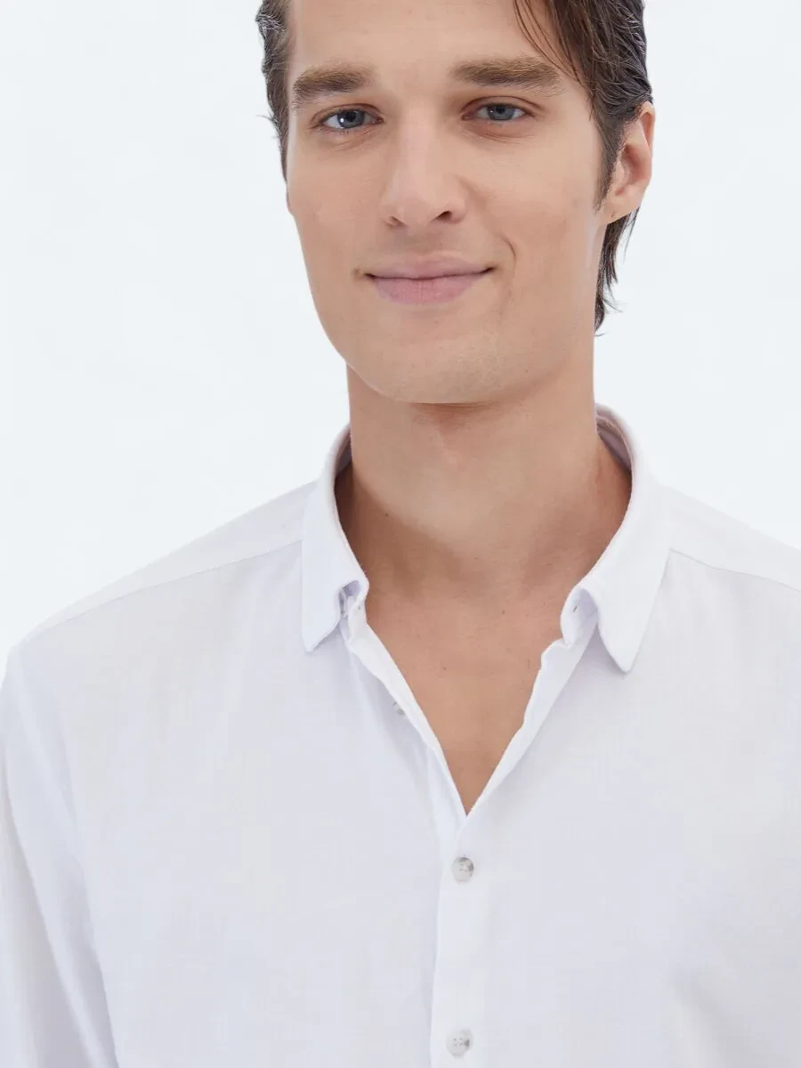 White Plain Regular Fit Weaving Casual Cotton Blended Shirt - 4