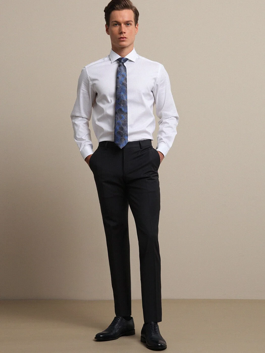 White Plain Regular Fit Weaving Classical 100% Cotton Shirt - 2