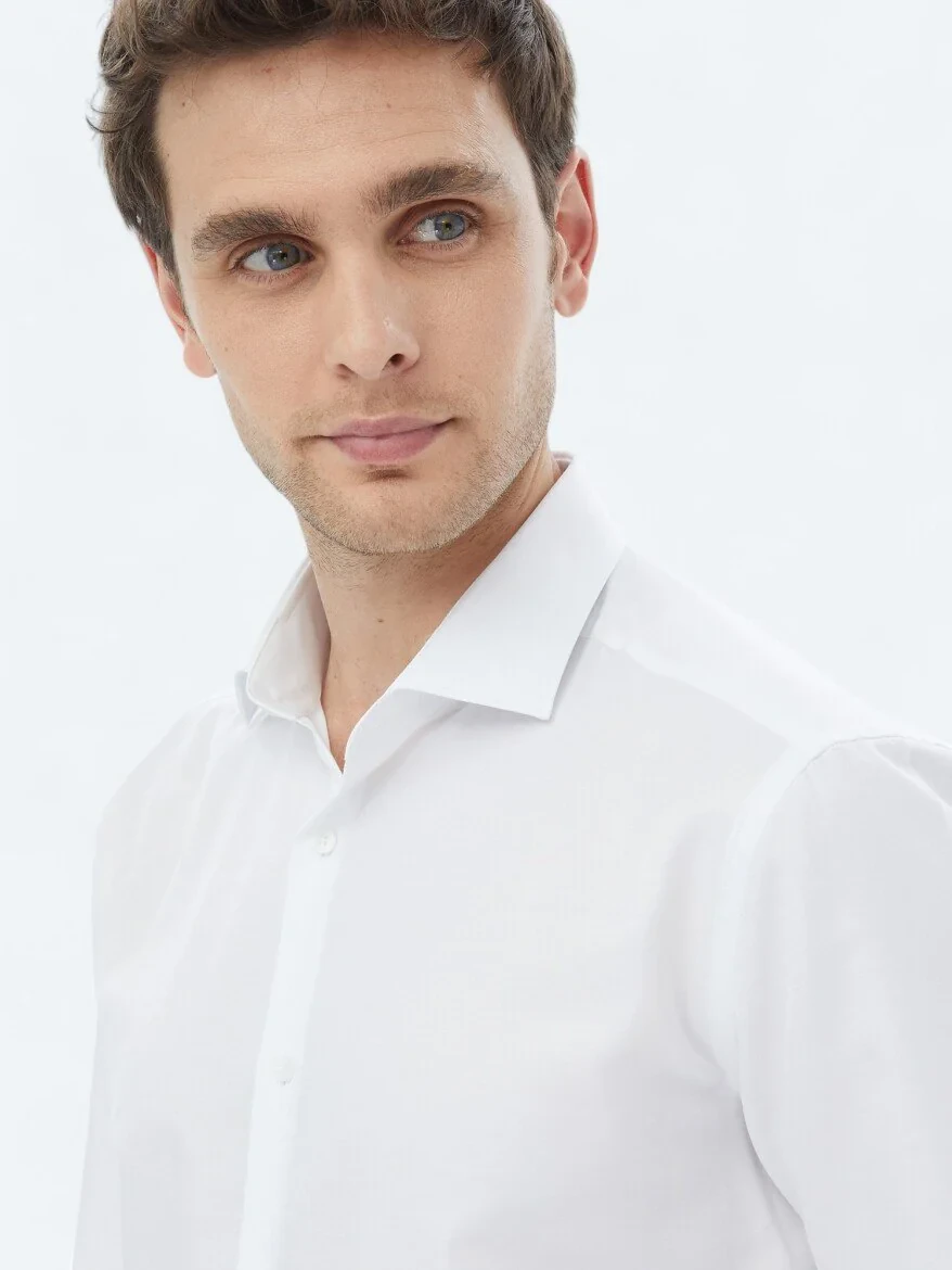 White Plain Regular Fit Weaving Classical Cotton Blended Shirt 