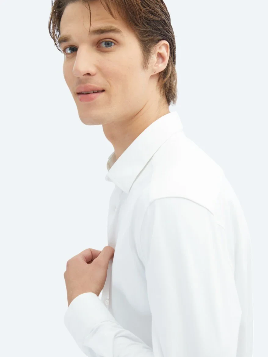 White Regular Fit Knitting Casual Shirt 