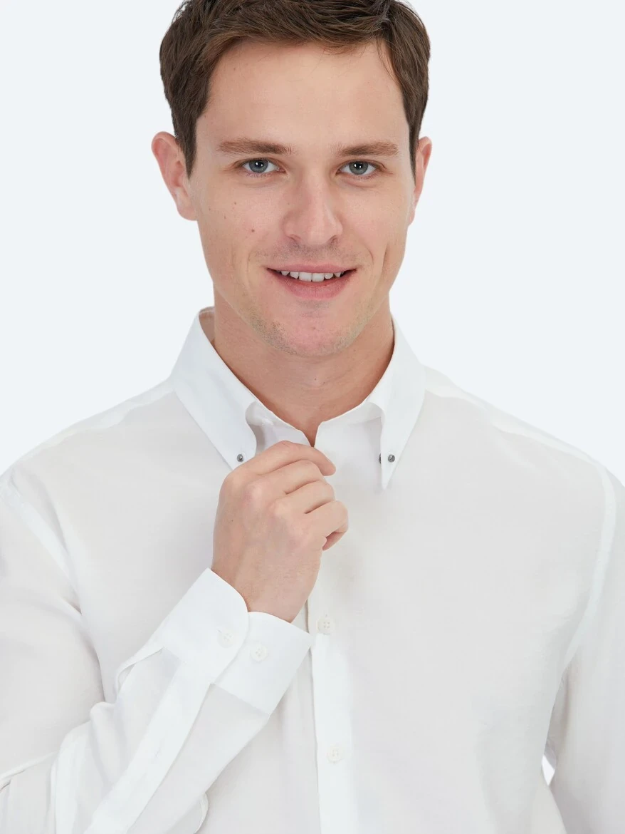 White Regular Fit Weaving Casual Shirt 