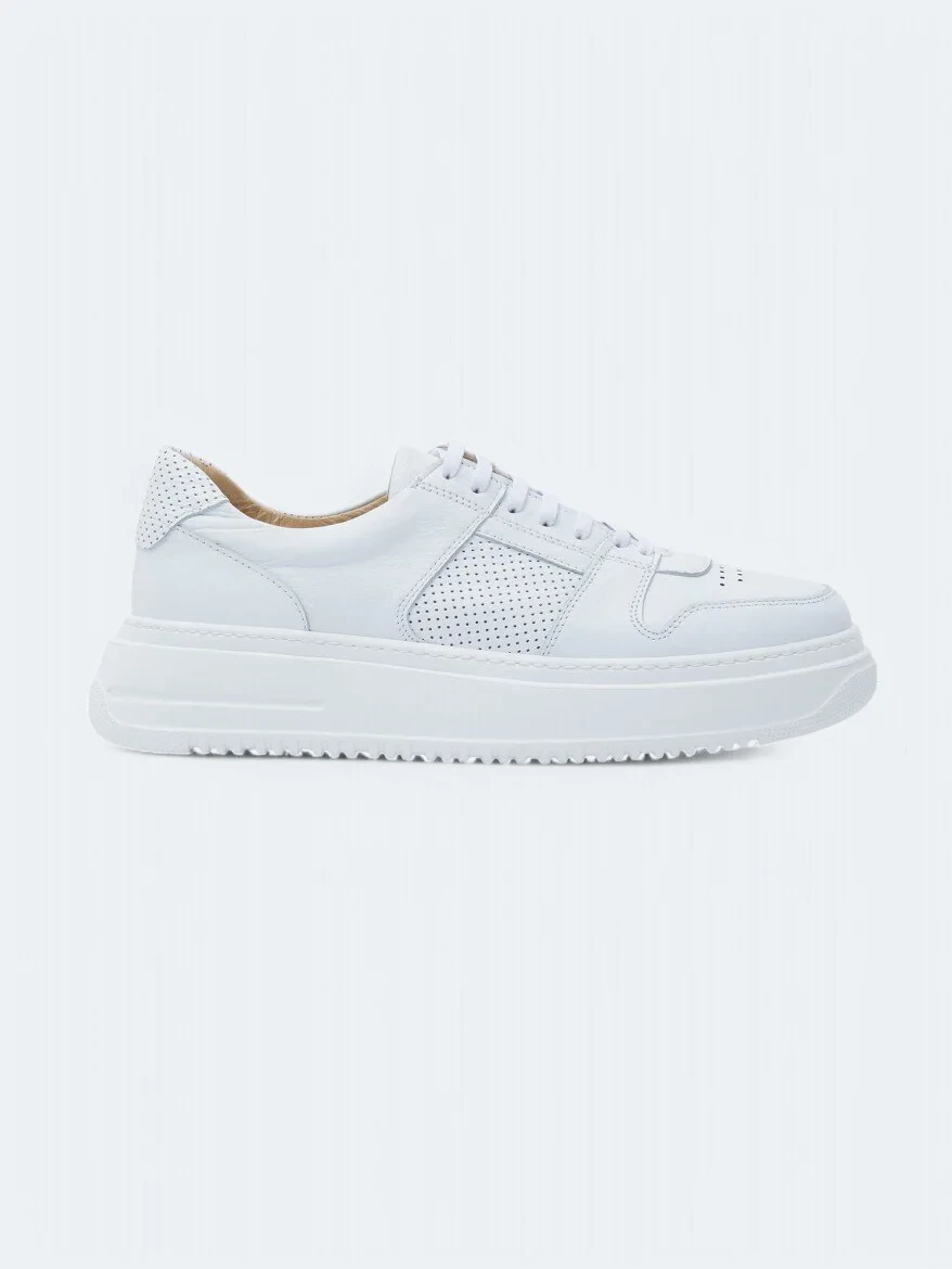 White Sneaker - 1