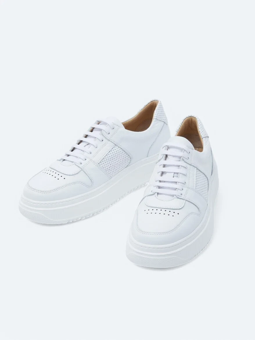 White Sneaker - 2