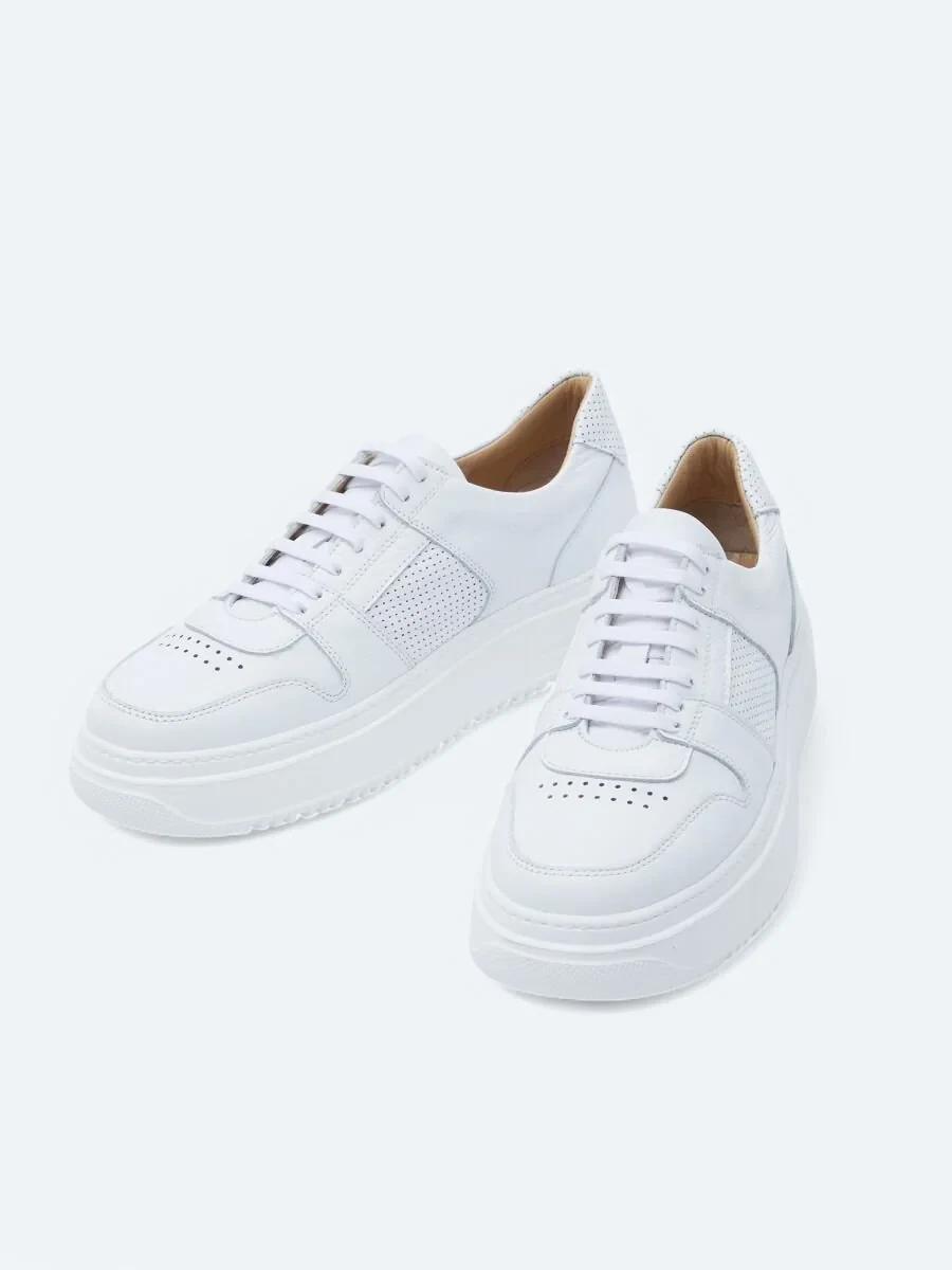 White Sneaker - 2