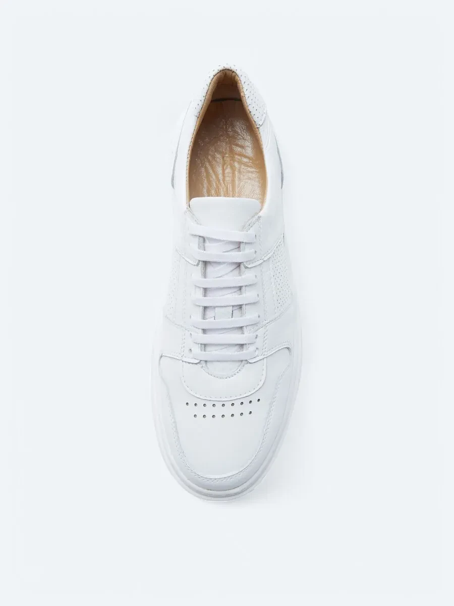 White Sneaker - 3