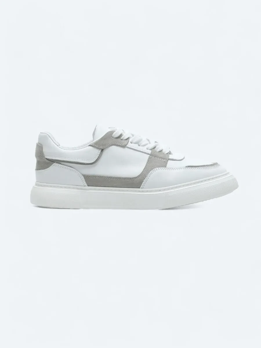 White Sneaker - 1