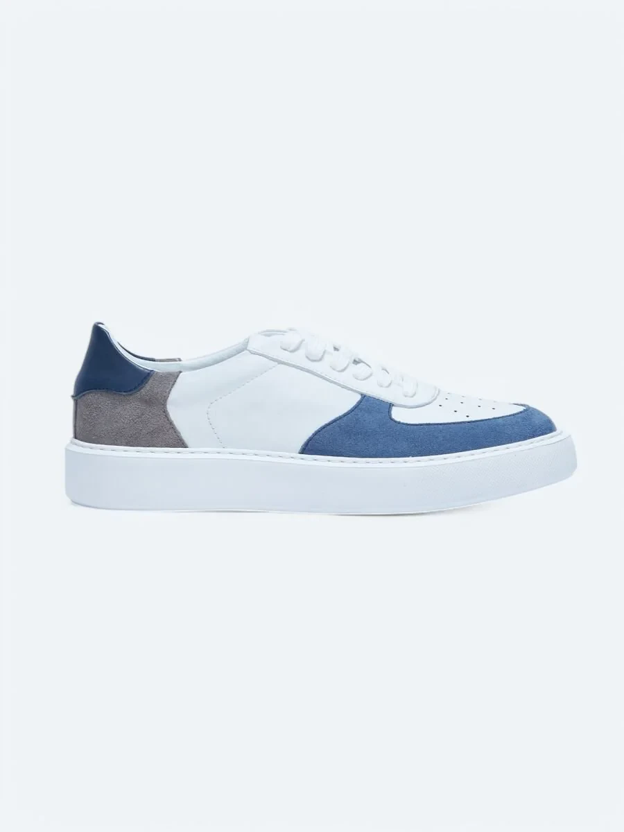 White Sneaker - 1