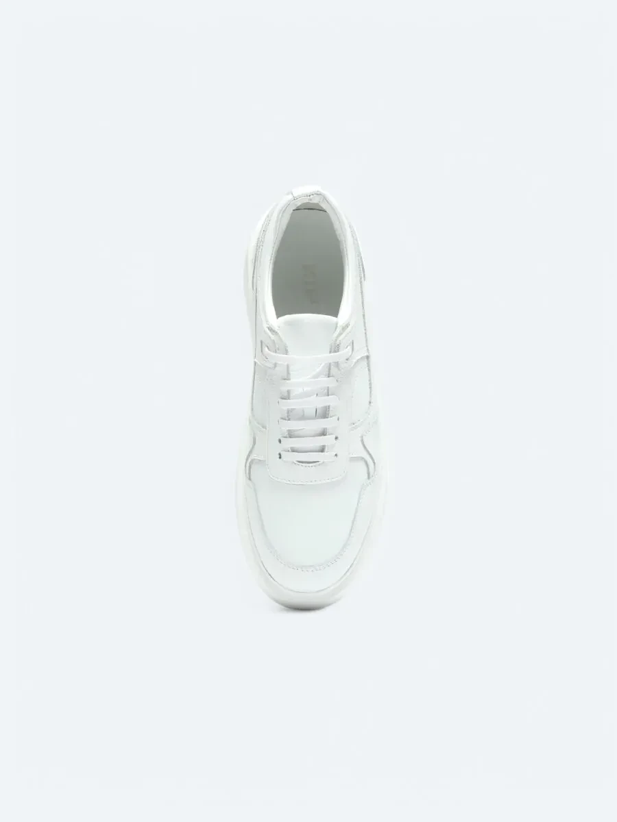 White Sneaker - 3
