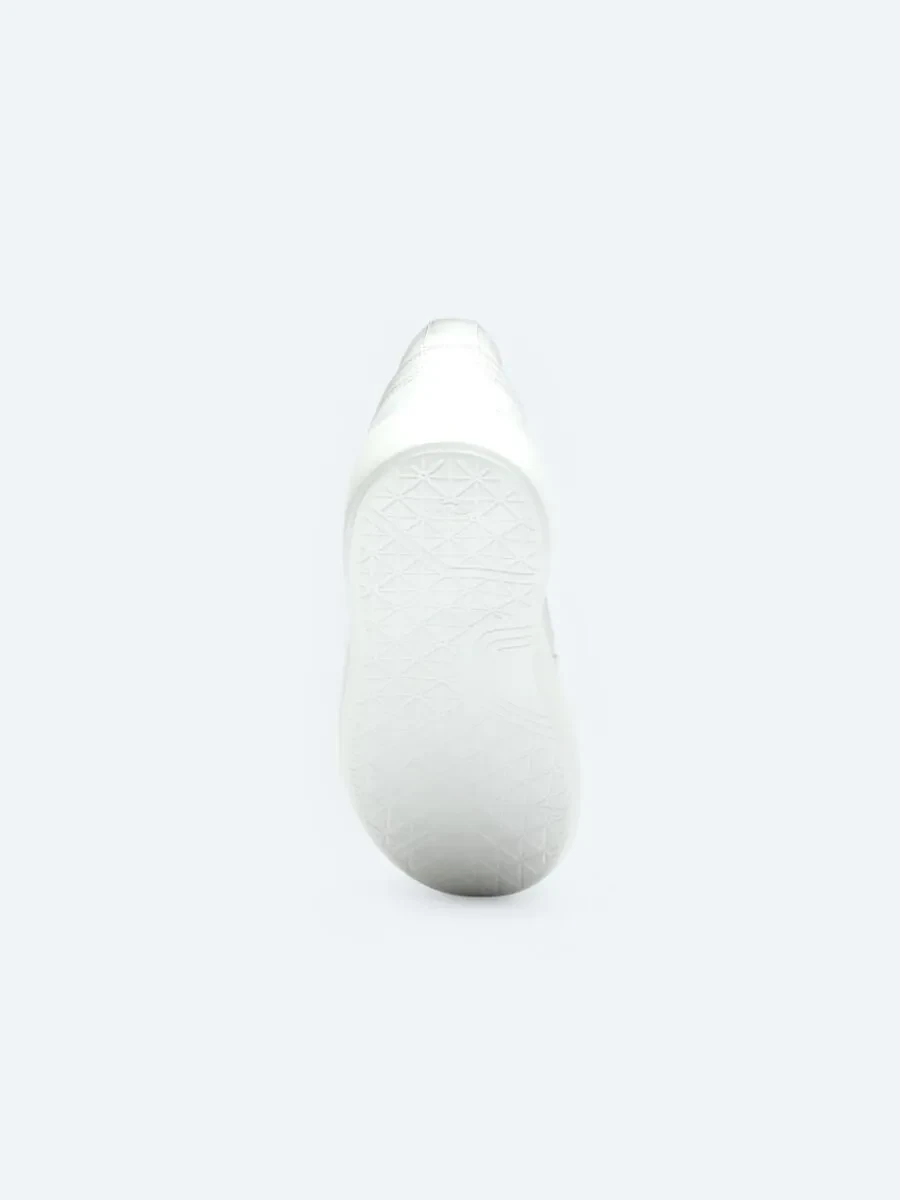 White Sneaker - 4