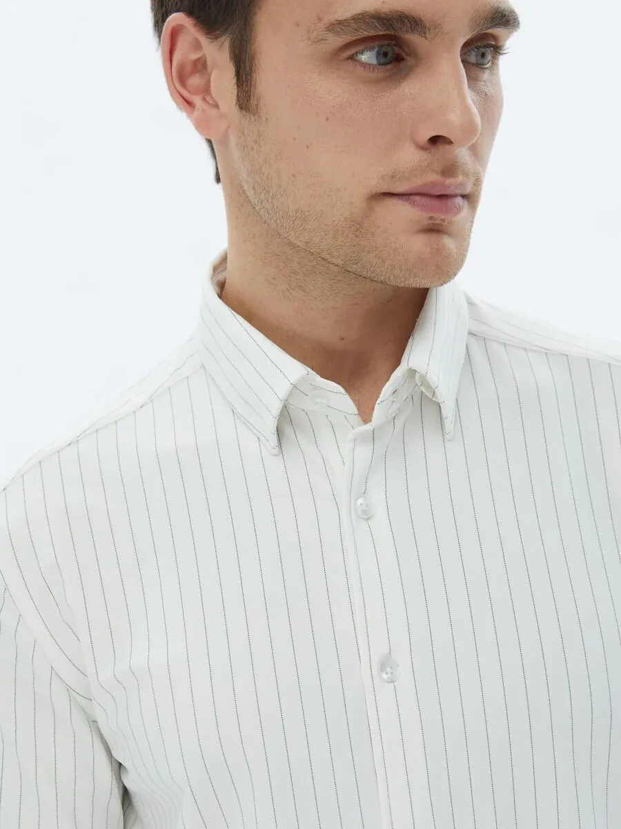 White Striped Regular Fit Knitting Casual Shirt - 4