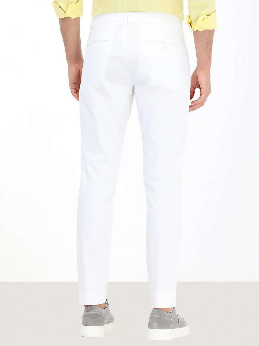 White Weaving Slim Fit Casual Cotton Blended Trousers - 4